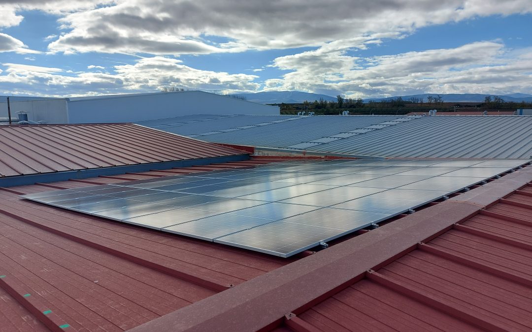 Autoconsumo Solar FV de 18,20 KWp, en una empresa de Rincón de Soto