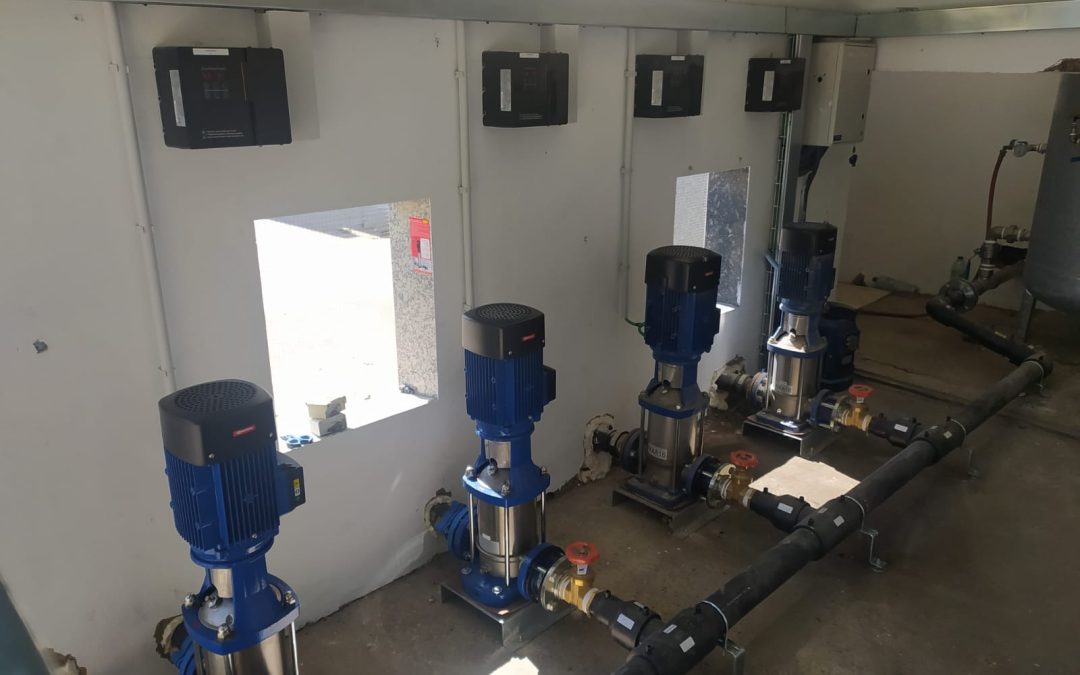 Reforma de la instalación del cuarto de bombas en una empresa riojana, todo automatizado y con variadores.