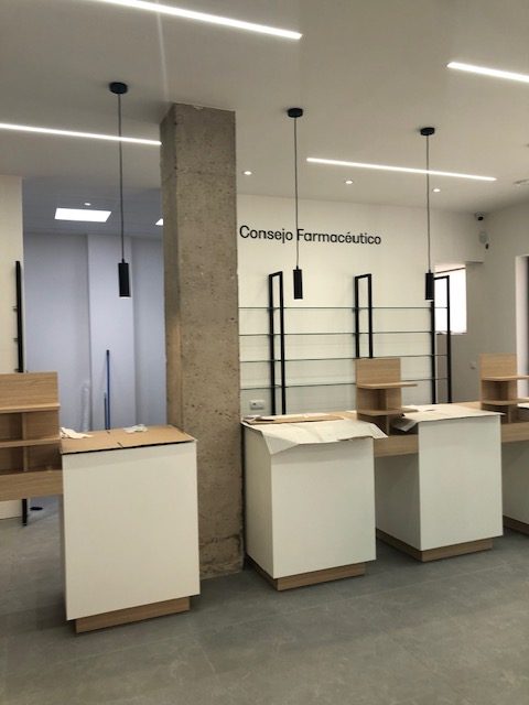INSTALACION ELECTRICA, TELECOMUNIACIONES Y CLIMATIZACION REALIZADA EN LA NUEVA FARMACIA DE RINCON DE SOTO